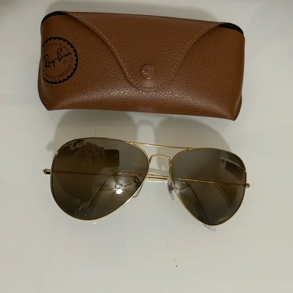 Ray-Ban Aviator - Picture 2 of 3
